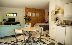 Appartement rez-de-chaussée et patio